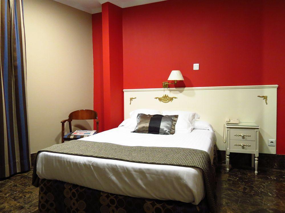 Hotel Boutique Catedral Валадоид Екстериор снимка