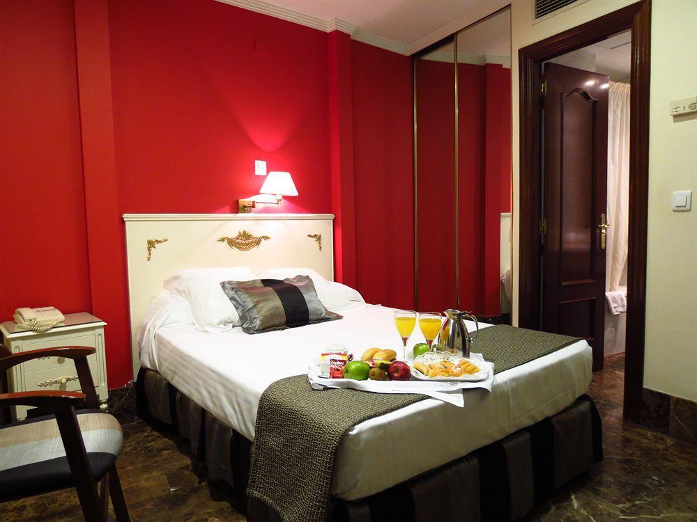 Hotel Boutique Catedral Валадоид Екстериор снимка