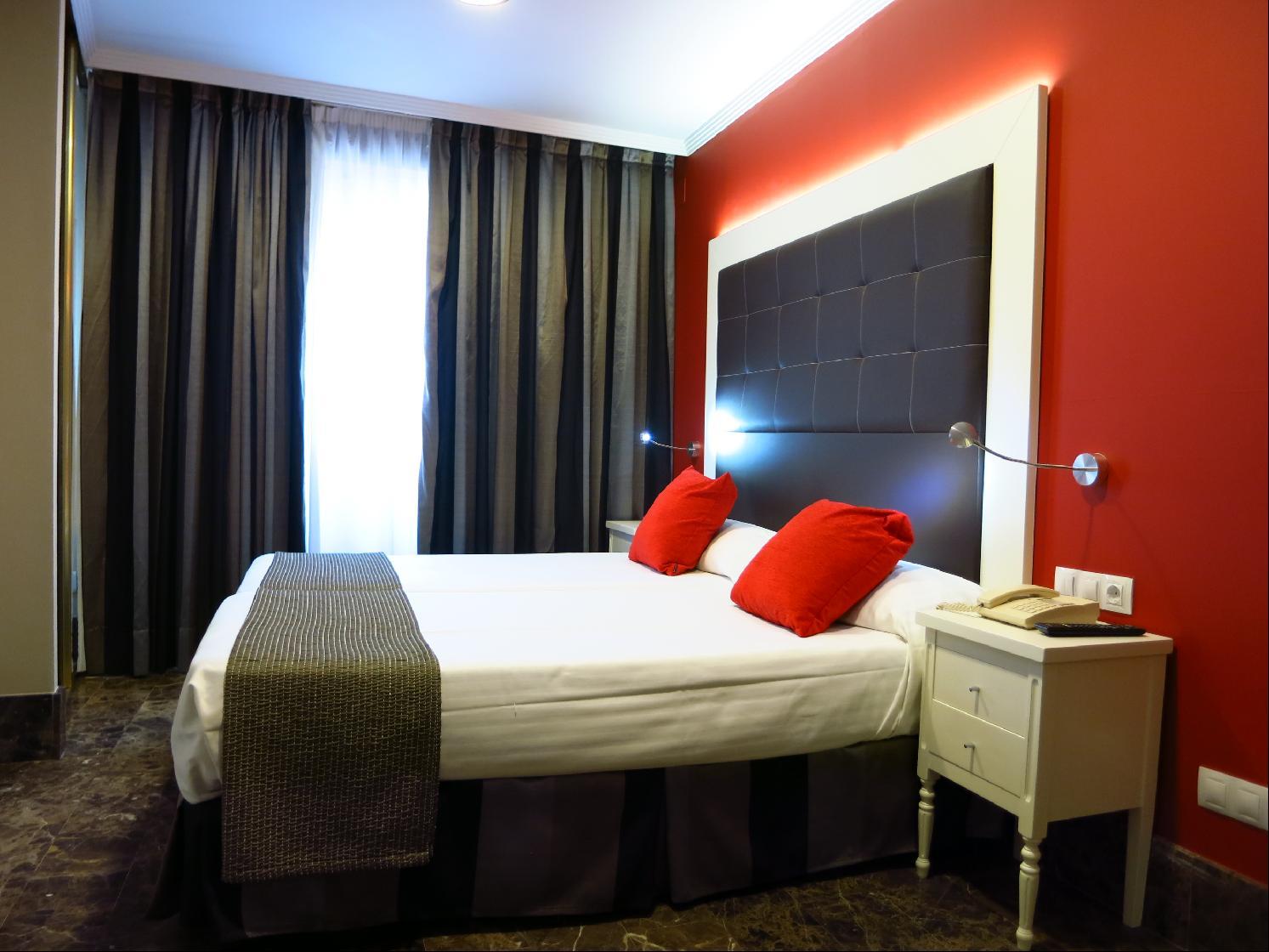 Hotel Boutique Catedral Валадоид Екстериор снимка